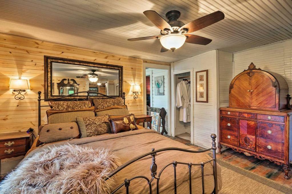 Ginny'S Cabin Spruce Pine Екстериор снимка