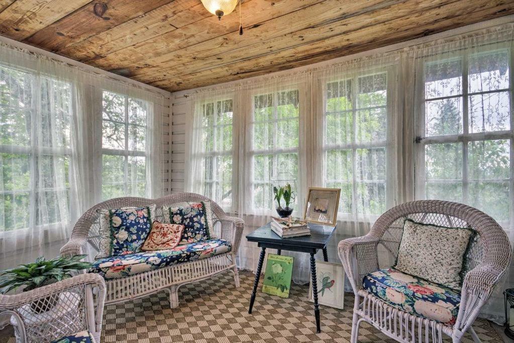 Ginny'S Cabin Spruce Pine Екстериор снимка