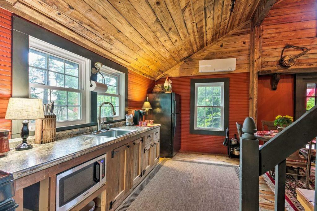 Ginny'S Cabin Spruce Pine Екстериор снимка